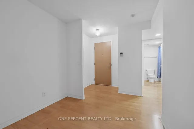 Additional image 5 of 763 Bay St Unit 1110