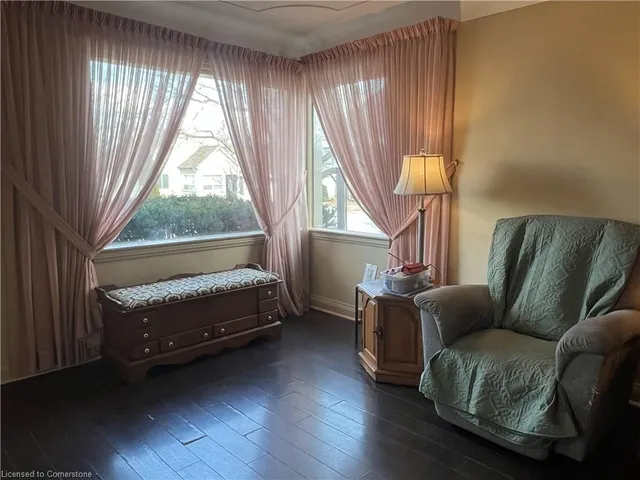 Additional image 11 of 258 Brucedale Ave