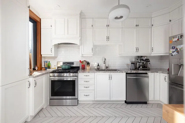 Additional image 11 of 253 Graham Ave