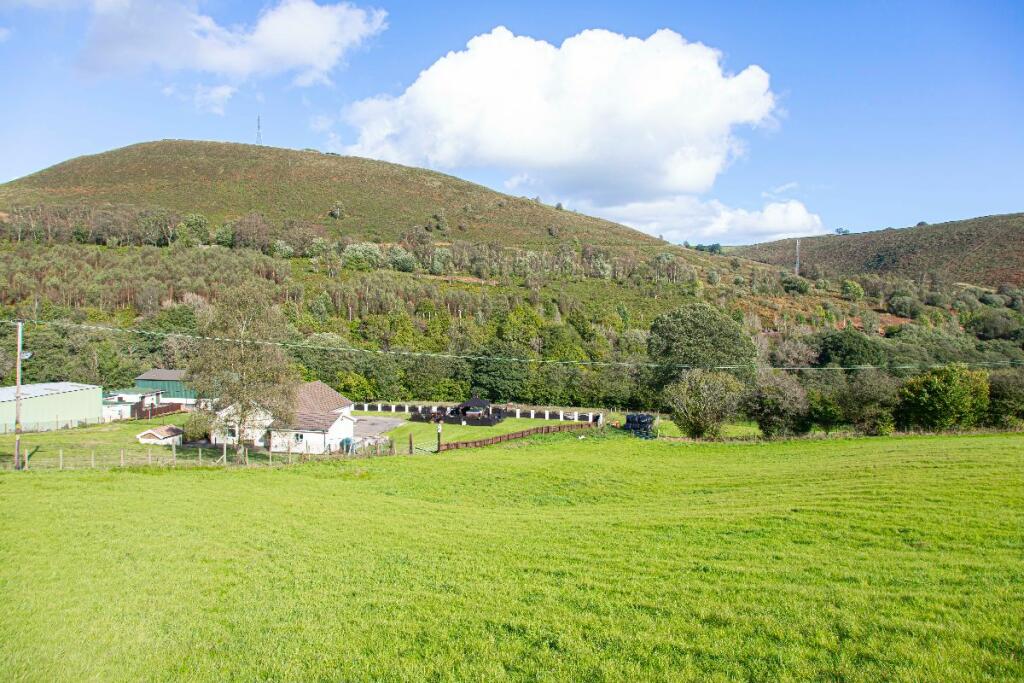 Additional image 71 of Ty'R-y-Wen Farm, Bedlinog, Treharris