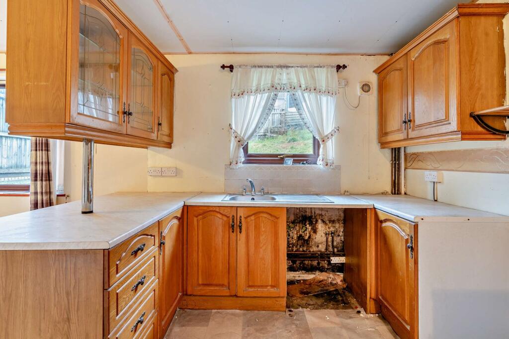 Additional image 6 of Brynheulog, Treherbert, Treorchy, CF42