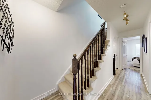 Additional image 31 of 21 Ruttan St Unit 240