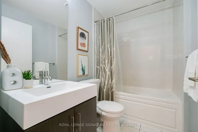 Additional image 17 of 35 Brian Peck Cres Unit 124