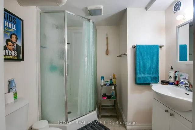 Additional image 38 of 133 Carlaw Ave