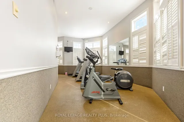 Additional image 33 of 1810 Walker's Line Unit 205