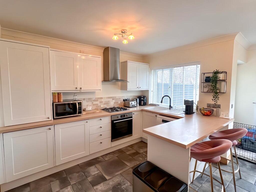 Additional image 8 of Long Acre, North Cornelly, Bridgend County Borough, CF33 4BE