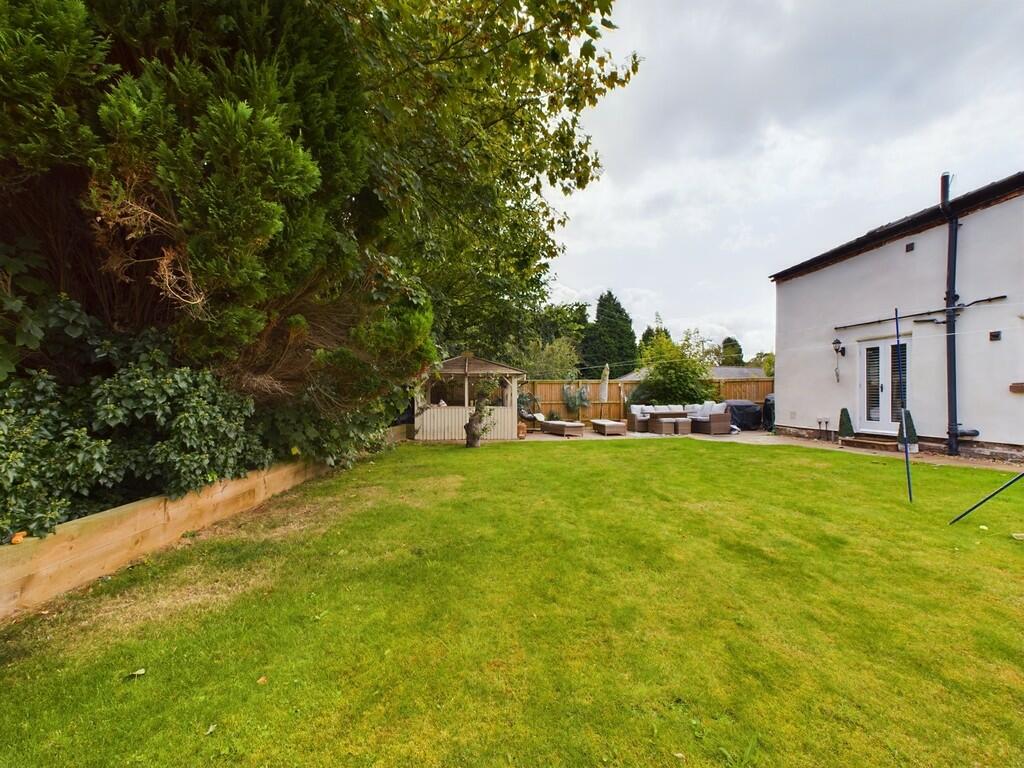 Additional image 3 of The Hawthornes, Wimbolds Trafford