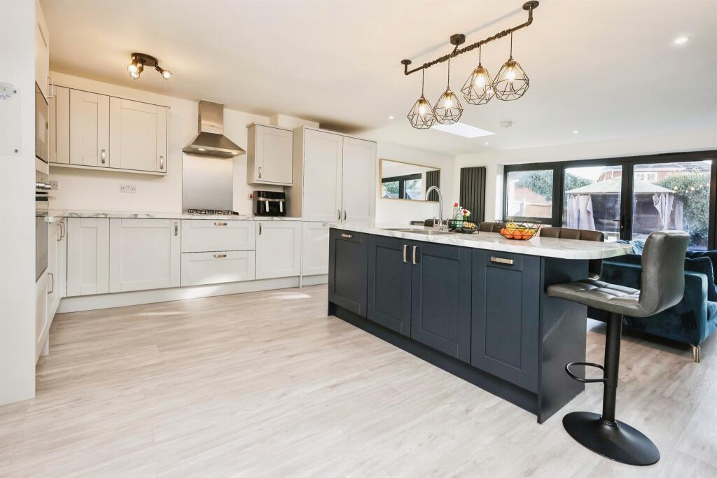 Additional image 4 of Wyton Avenue, Oldbury