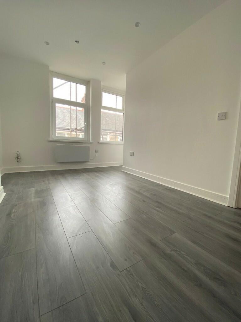 Additional image 9 of High Street, Barry, Vale Of Glamorgan, The, CF62