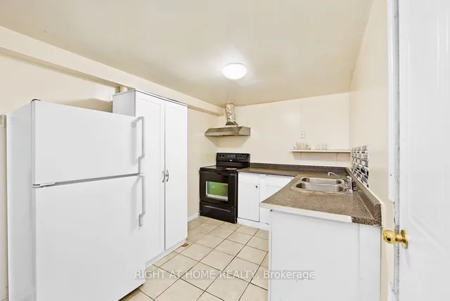 Additional image 18 of 84 John Tabor Tr