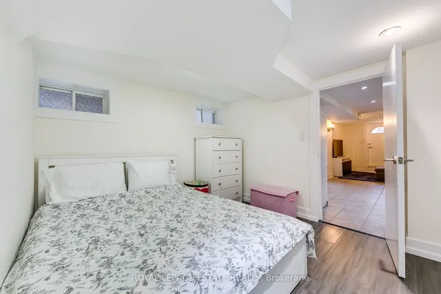 Additional image 36 of 438 Maybank Ave