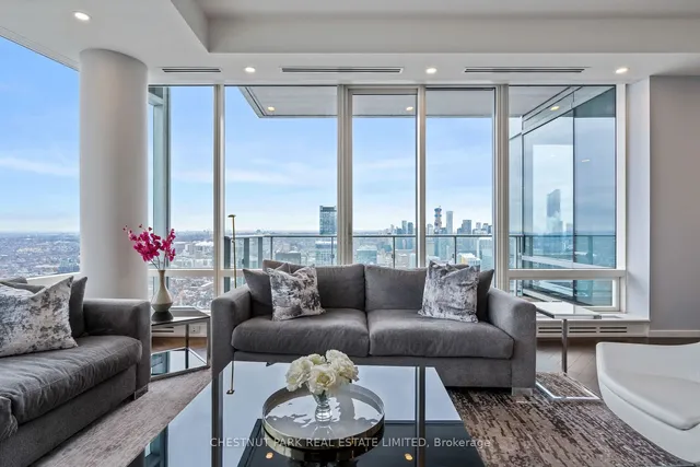 Additional image 2 of 180 University Ave Unit 5603