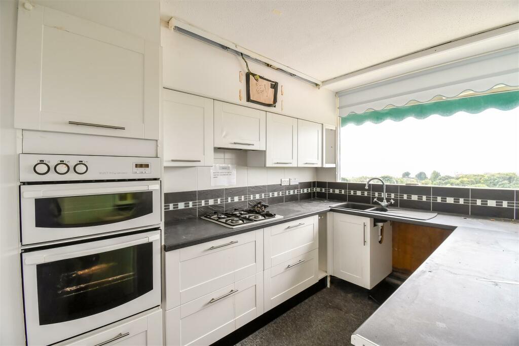 Additional image 4 of St Osyth Court, Barry