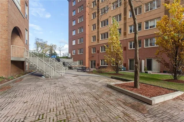 Additional image 15 of 1414 King St Unit 206