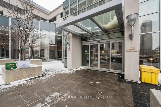 Additional image 28 of 135 Village Green Sq Unit 621