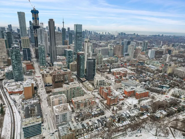 Additional image 36 of 88 Davenport Rd Unit 804