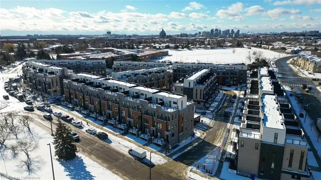 Additional image 29 of 25 Priya Lane Unit 9