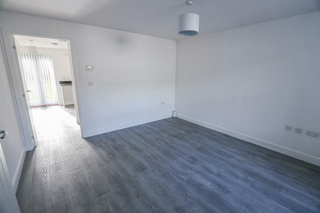 Additional image 16 of Cae Ffynnon, Cowbridge, Vale Of Glamorgan, CF71 7FJ