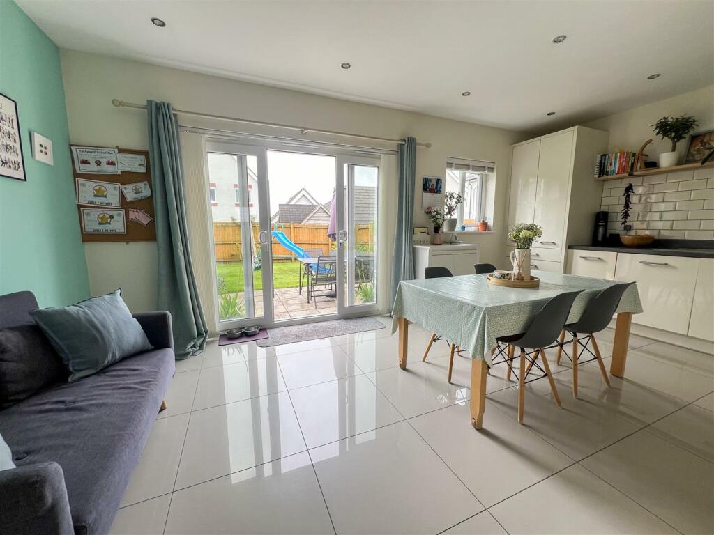 Additional image 18 of 15 Heol Cae Pwll, Colwinston, Cowbridge, Vale of Glamorgan, CF71 7PL