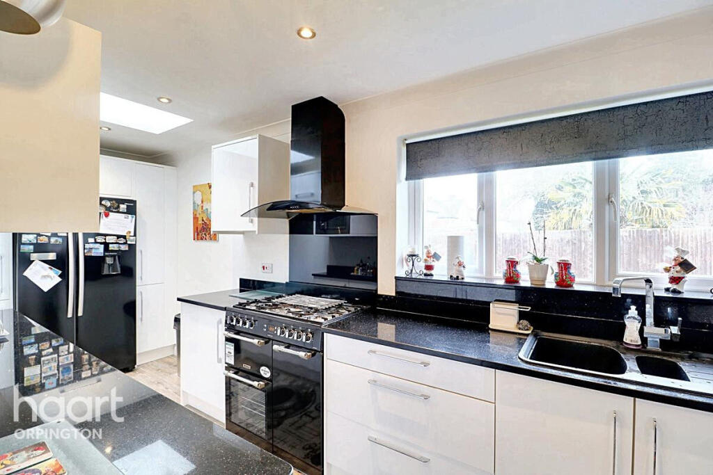 Additional image 17 of Magpie Hall Lane, BROMLEY