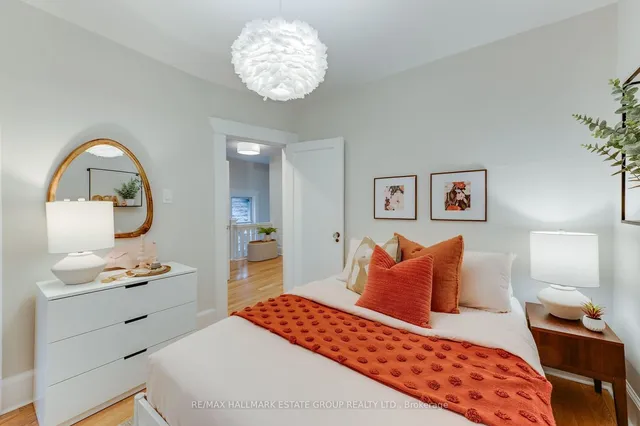 Additional image 19 of 61 Westmount Ave