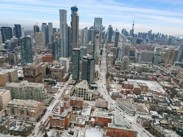 Additional image 35 of 88 Davenport Rd Unit 804