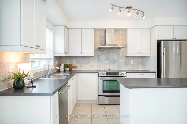 Additional image 15 of 671 Holly Ave