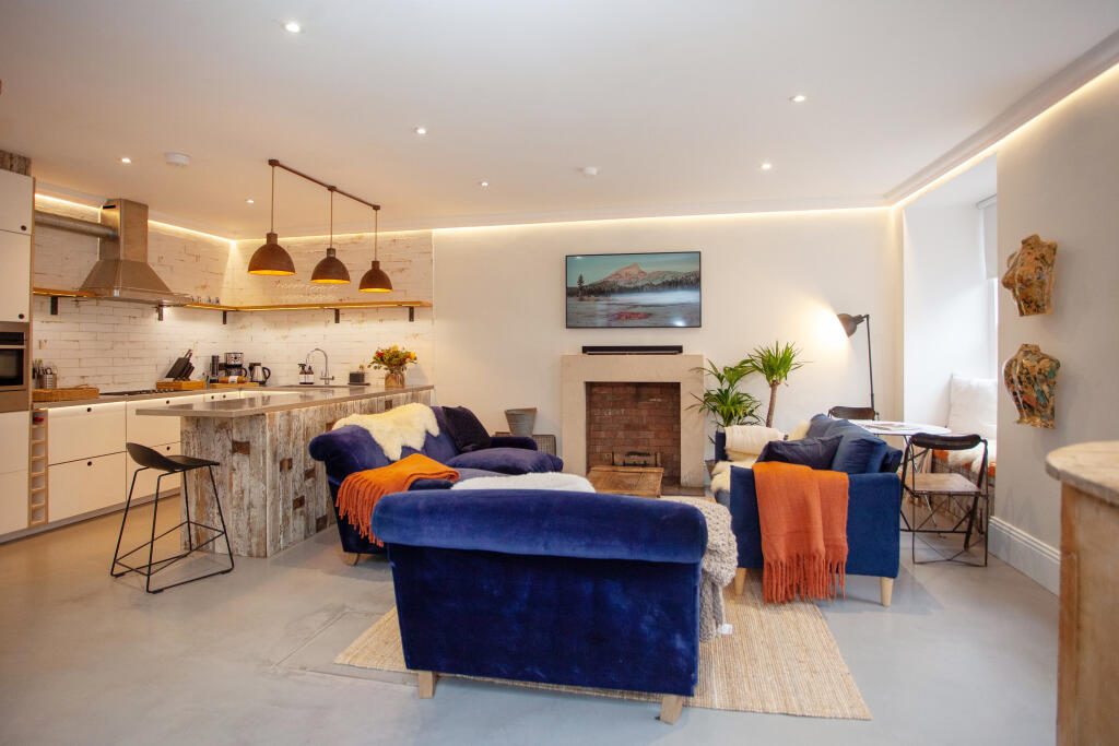 Additional image 10 of Royal York Crescent, Bristol, BS8