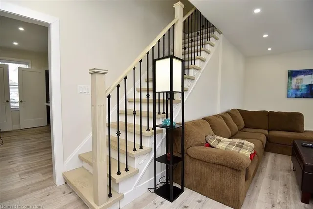 Additional image 9 of 2546 Wilson St