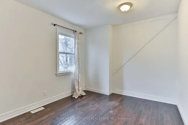 Additional image 9 of 262 Poyntz Ave