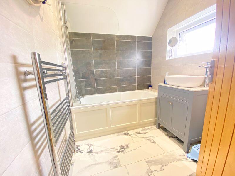 Additional image 10 of 11 Downs View Close, Aberthin, The Vale of Glamorgan, CF71 7HG