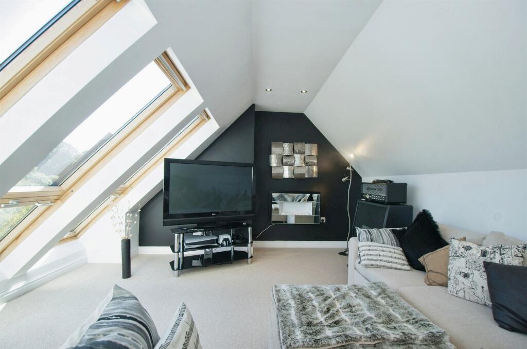 Additional image 15 of Darren View, Maesteg