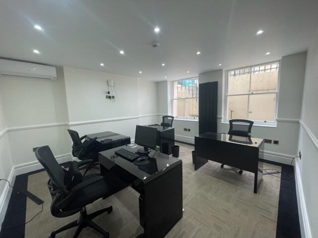 Additional image 3 of 27 Palmeira Mansions, Church Road, Hove, East Sussex, BN3 2FA