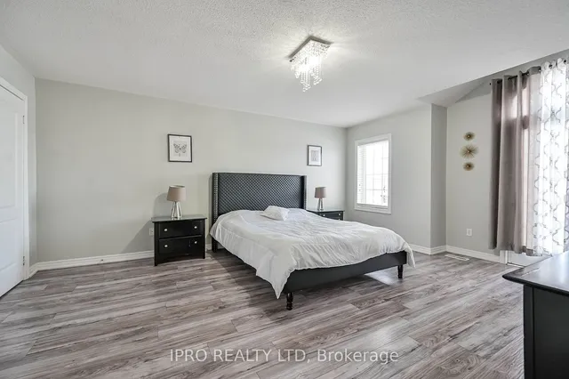 Additional image 23 of 21 Pebble Valley Ave