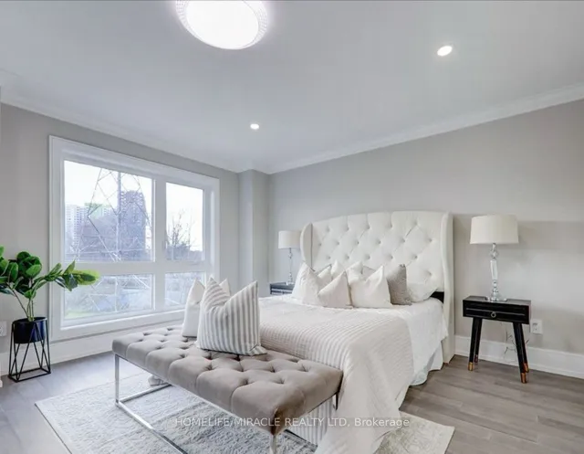 Additional image 19 of 167 August Ave