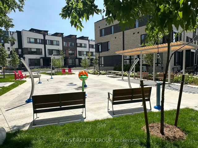 Primary image of 10 Ed Clark Gdns Unit TH16