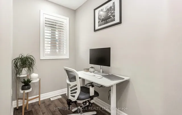 Additional image 18 of 1256 Redbud Gardens