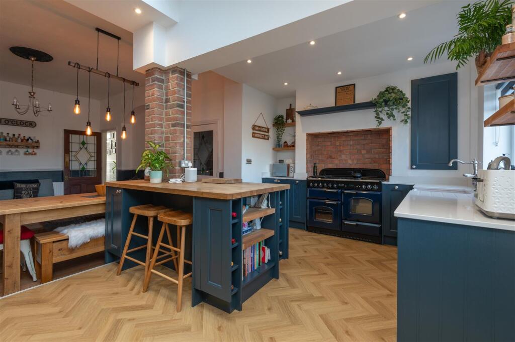 Additional image 2 of West View, Birkenshaw, Bradford