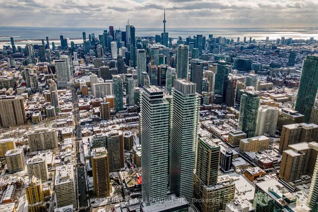 42 Charles St Unit 801