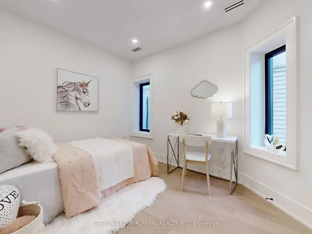 Additional image 21 of 134 Wolfrey Ave