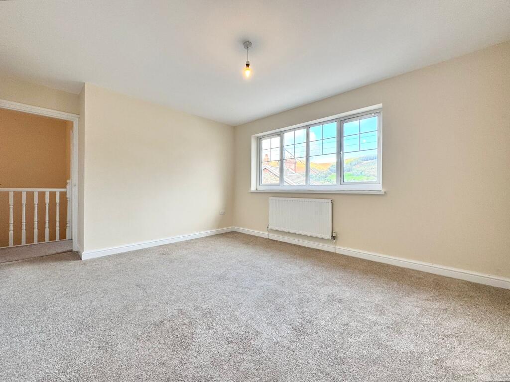 Additional image 9 of The Oak, Stream Street, Mountain Ash