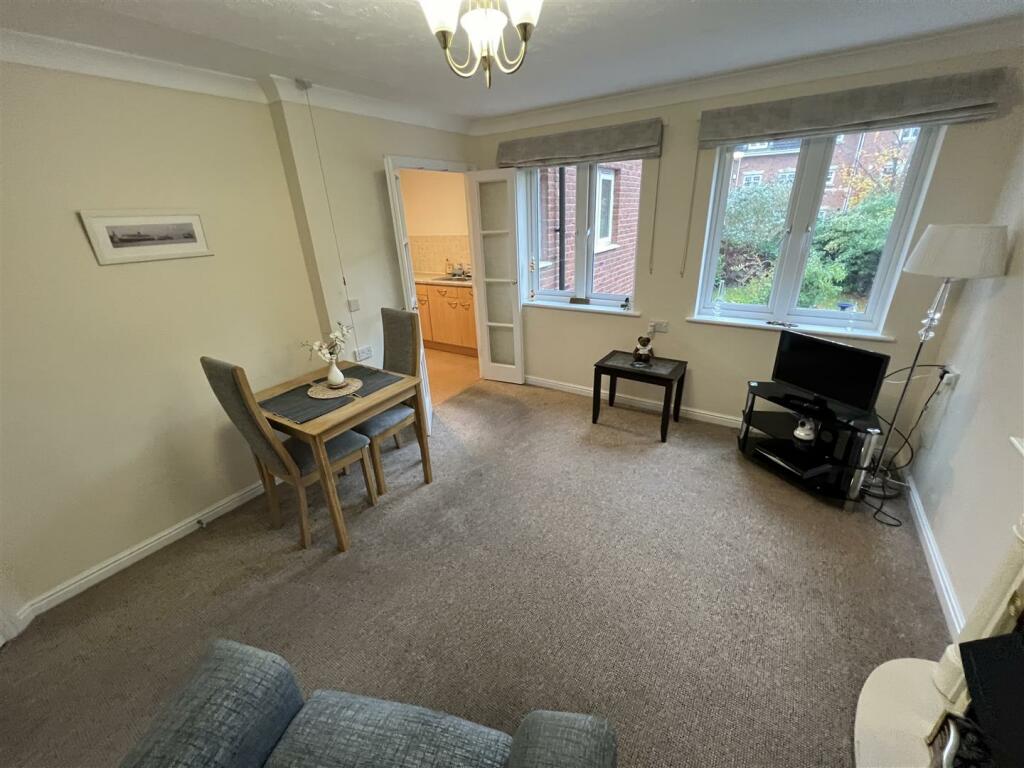 Additional image 10 of Telegraph Road, Heswall, Wirral