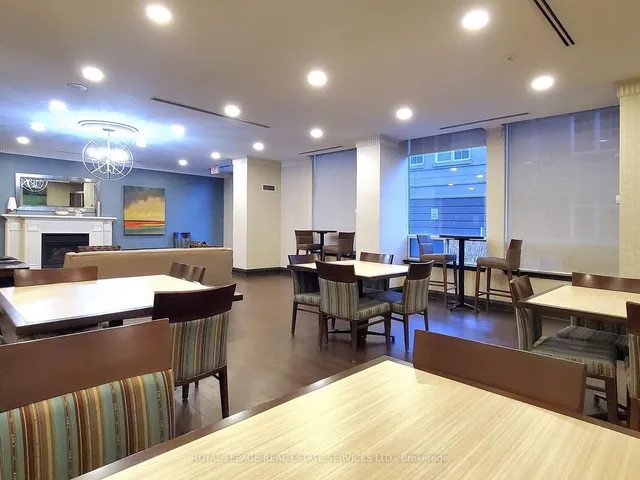 Additional image 21 of 2 Rean Dr Unit 706