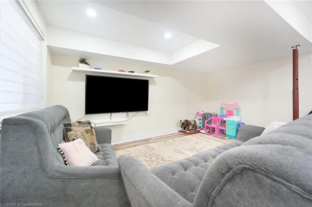 Additional image 14 of 35 Shadyglen Dr