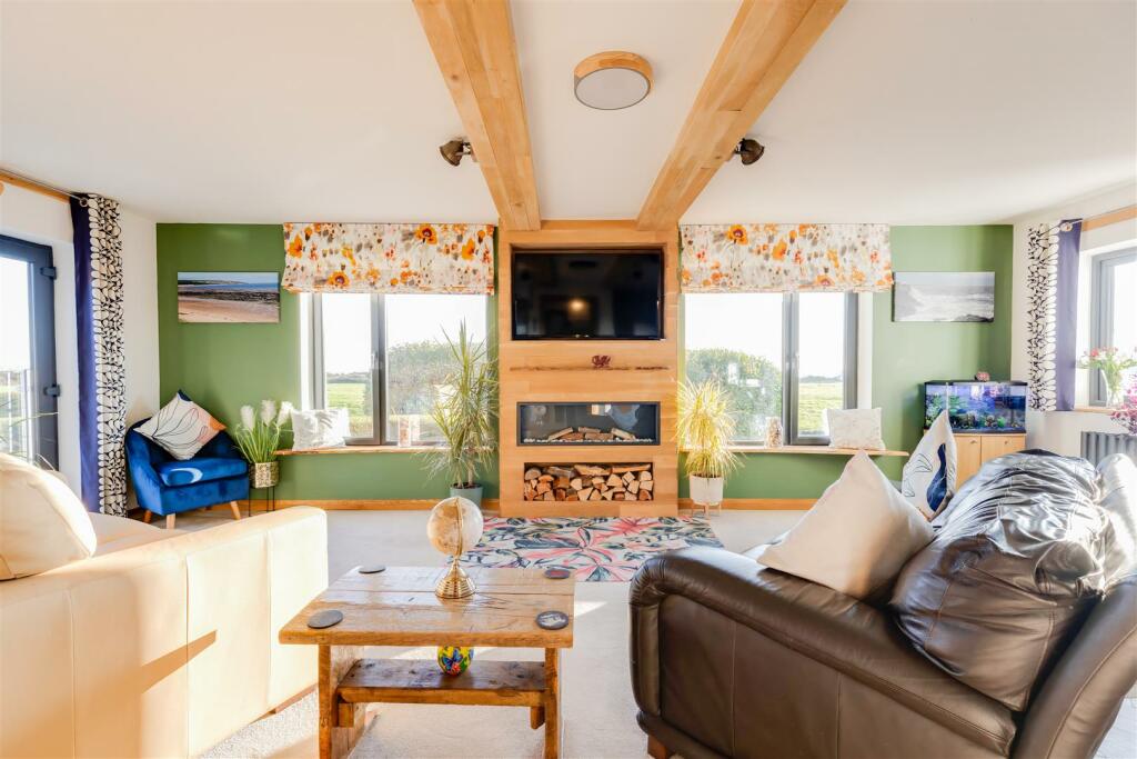 Additional image 13 of Cypress Gardens, Porthcawl, Bridgend County Borough, CF36 5BZ