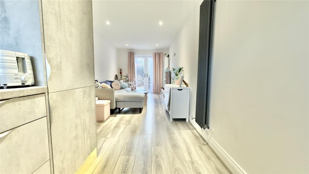 Additional image 6 of Alderley Road, Wirral, Merseyside, CH47