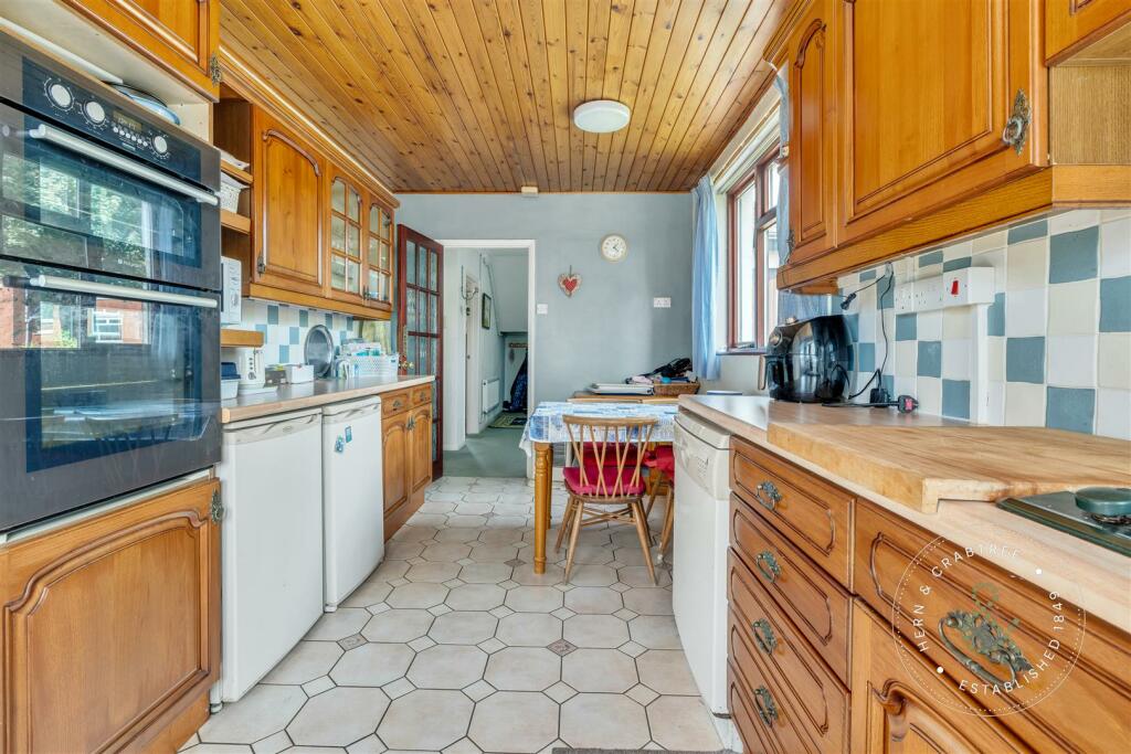 Additional image 7 of Bishops Close, Llandaff, Cardiff