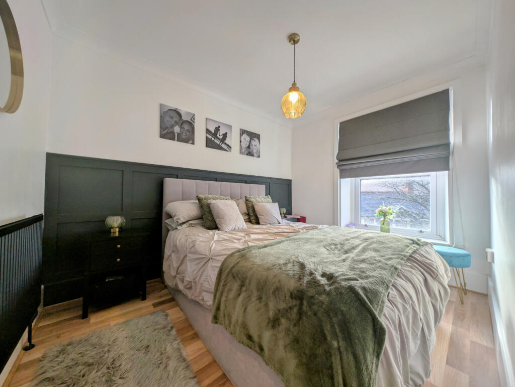 Additional image 13 of The Triangle, Caegarw