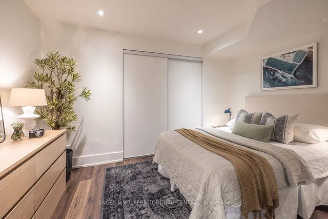 Additional image 23 of 54 Boulton Ave