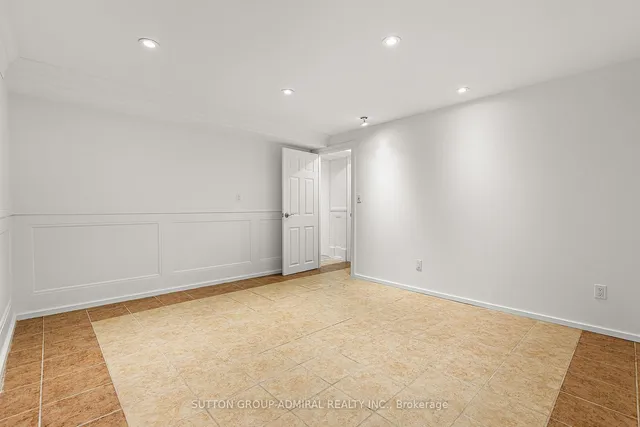 Additional image 18 of 42 Glen Long Ave